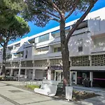 Apartamento Motte : Appt 86m², Clim, Wi-fi, Parking, 5 Pers - Fr-1-716-94 *